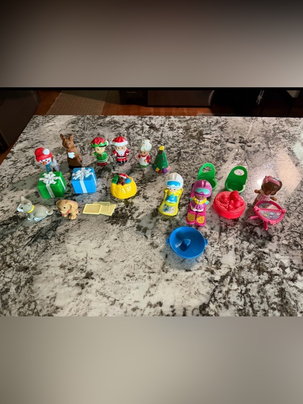 Fisher-Price Little People Christmas Figures from Advent Calendar Bundle